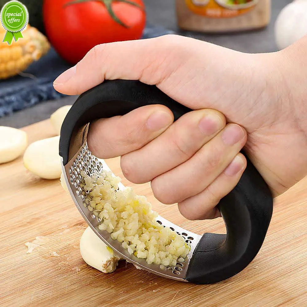 New 1Pcs Garlic Tools Stainless Garlic Press Household Manual Device Kitchen Squeezer Ginger Kitchen Accessories