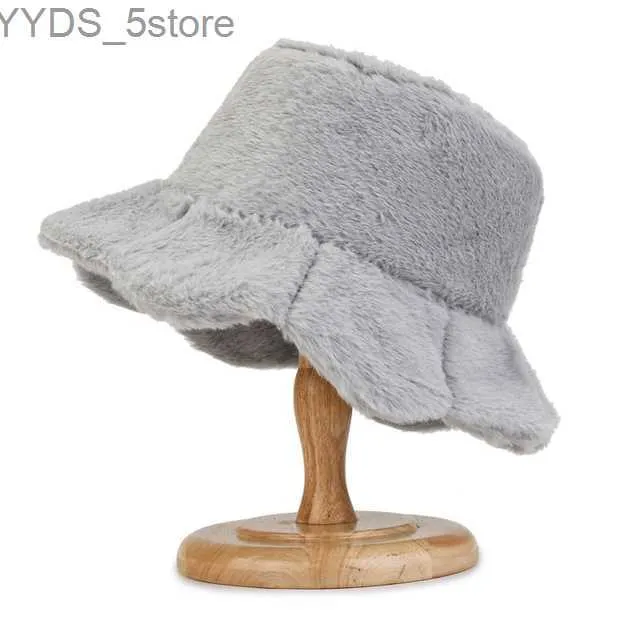 INS Thick Lamb Wool Plush Bucket Hat Cow Print With Wide Brim And Faux Fur  For Women And Girls Warm And Cozy Fisherman Hat For Outdoor Winter And  Autumn Streetwear YQ231110 From