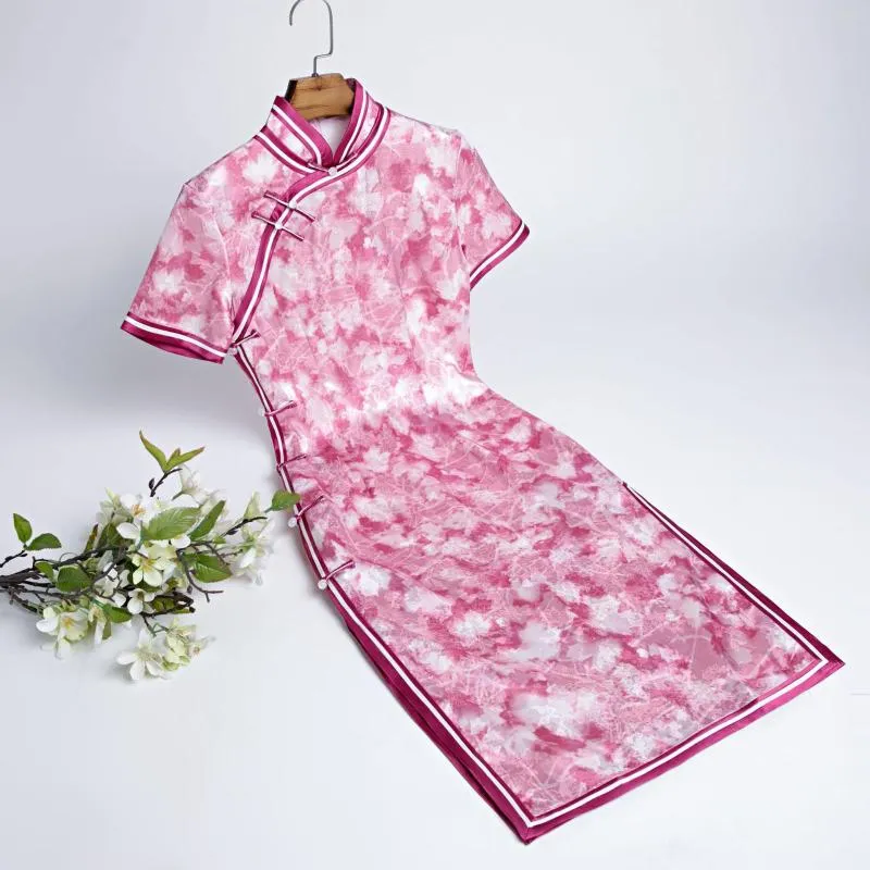 Ethnische Kleidung Rose Red Silk Broadside Cheongsam Kleider Retro Printing knielangen Qipao Casual Ladies Chinese Dress Plus Size 4XL