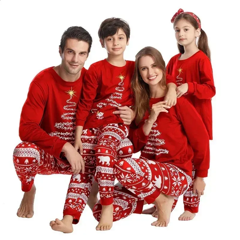 Family Matching Outfits Family Christmas Mom Dad Kids Matching Pajamas Set Baby Dog Romper Cotton Soft 2 Pieces Suit Sleepwear Xmas Family Look 231110