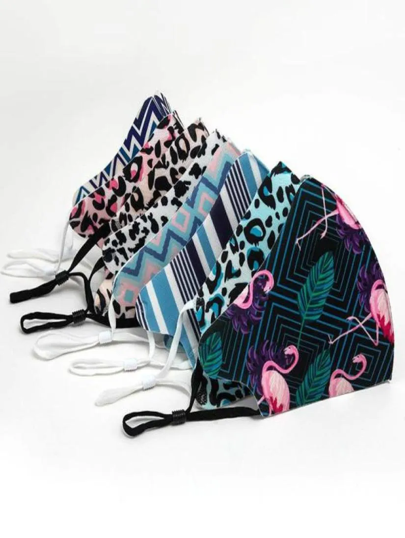 Återanvändbar maskdesigner Face Mask Printed Camo Stripe Face Masks With Fashion Cover är dammsäkra och smogproof Blue Silk Leopard2211485