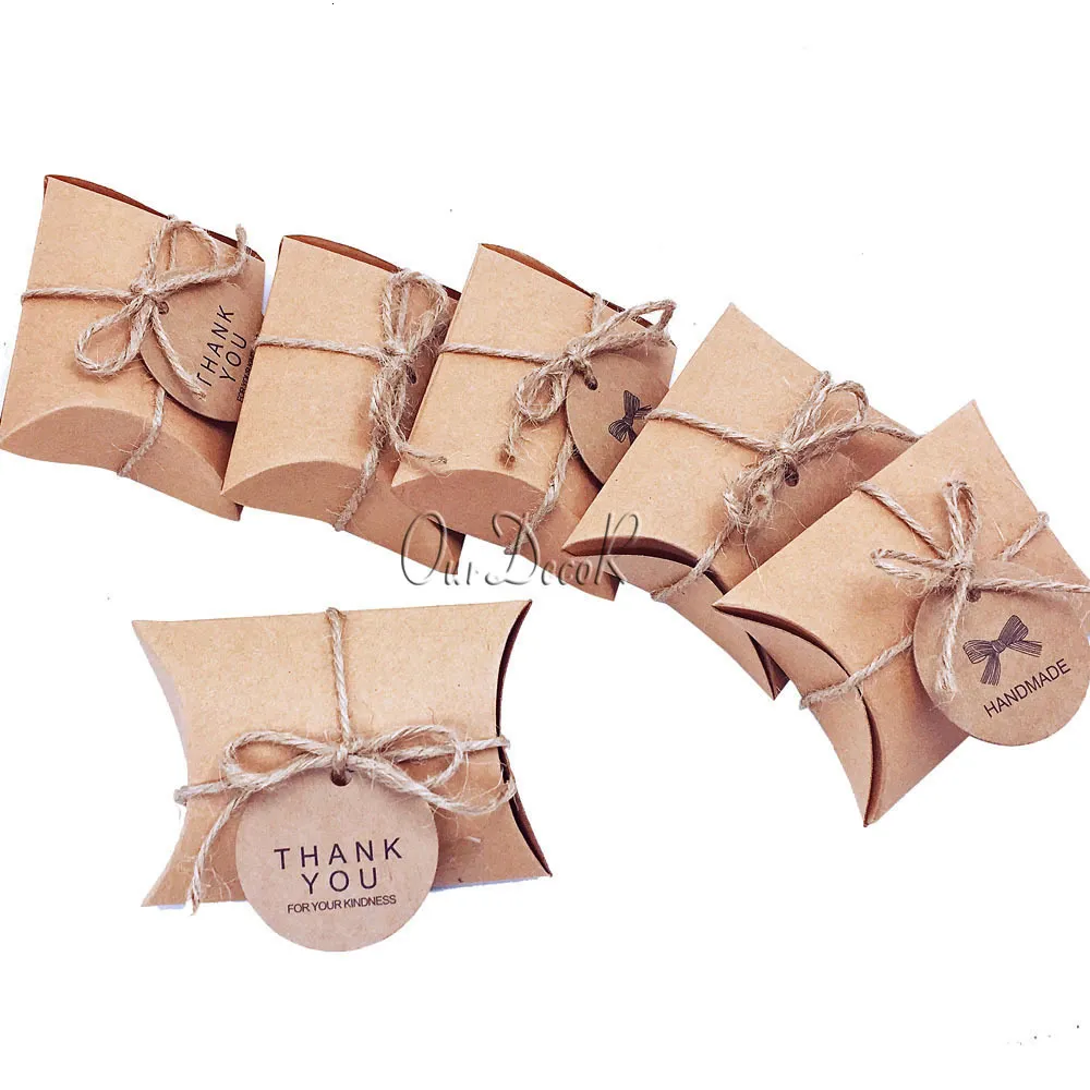 30 Pièces Mini Enveloppe Kraft avec 30 Carte de Voeux, 7,5 x 10,5 cm  Enveloppes avec Fermoir Cœur pour Noël Lettres Carte Cadeau Carton  d’invitation
