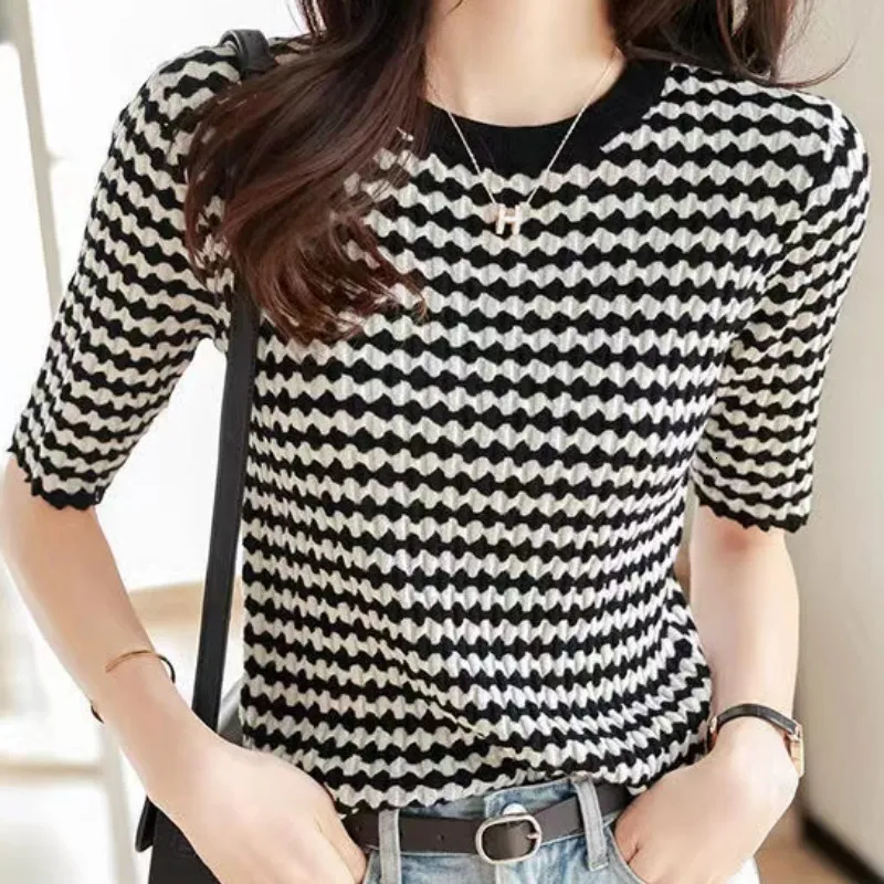 Women's TShirt Black White Plaid Striped Woman T Shirt Summer Thin Knitted Short Sleeve Casual Top Clothes Elegant Slim Tees 2023 230410