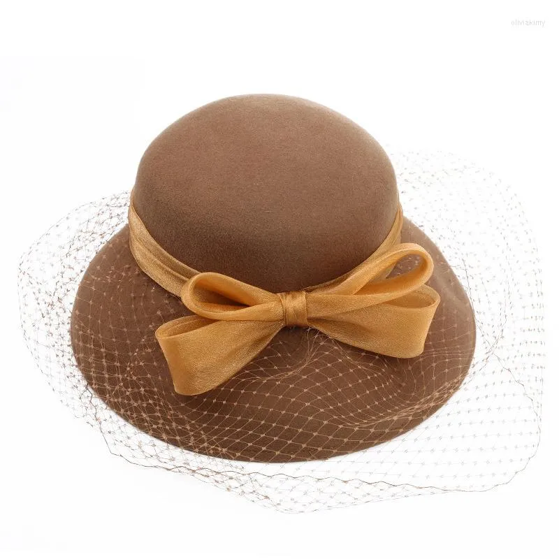 Elegant Wool Felt Cloche Hat - French Retro Style, Stingy  display picture 3