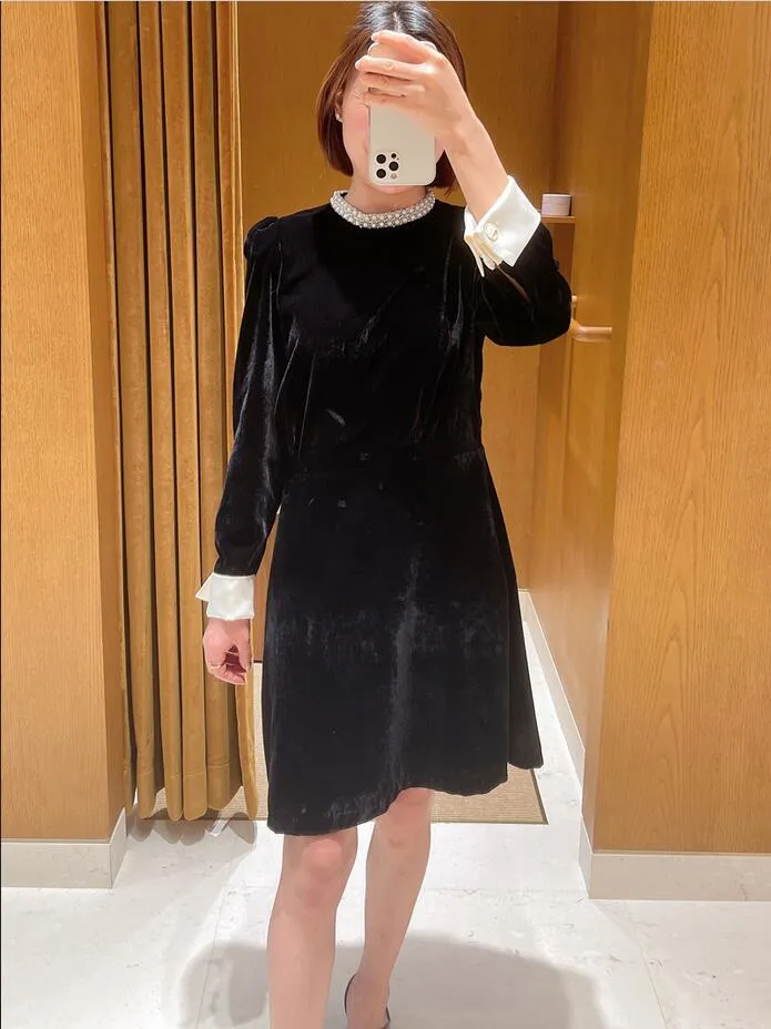 Womens Velvet Bubble Sleeve Dress with French Pearl Neckline, Cashmere Blend Knit, Mid-Calf Length, Empire Waist, Autumn Cap Sleeve from Dhgate Basic & Casual Dresses - price 94.81 Womens Velvet Bubble Sleeve Dress with French Pearl Neckline, Cashmere Blend Knit, Mid-Calf Length, Empire Waist, Autumn Cap Sleeve from Dhgate Basic & Casual Dresses - price 94.81