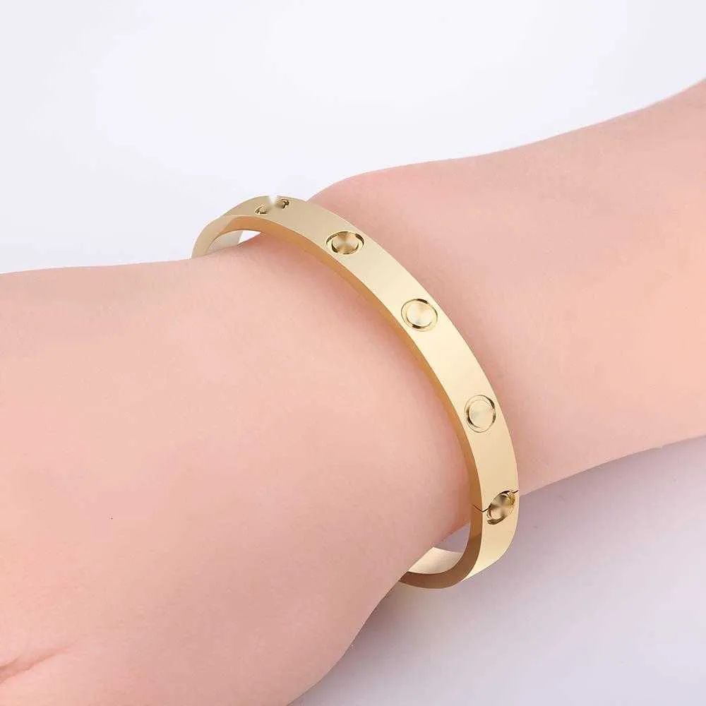 High Edition Love Jewelry Manschettenarmbänder Armreifen für Damen Herren Gold Silber Roségold Farbe 316l Stahl mit Schlüssel 15 cm bis 22 cm