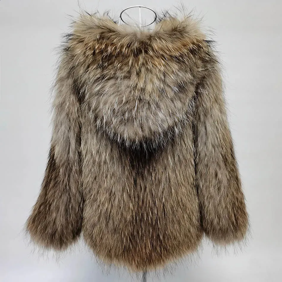 Women's Fur Faux Maomaokong Coat with Hat Classic Luxury Winter Natural Raccoon Woven Jacket Real 231109