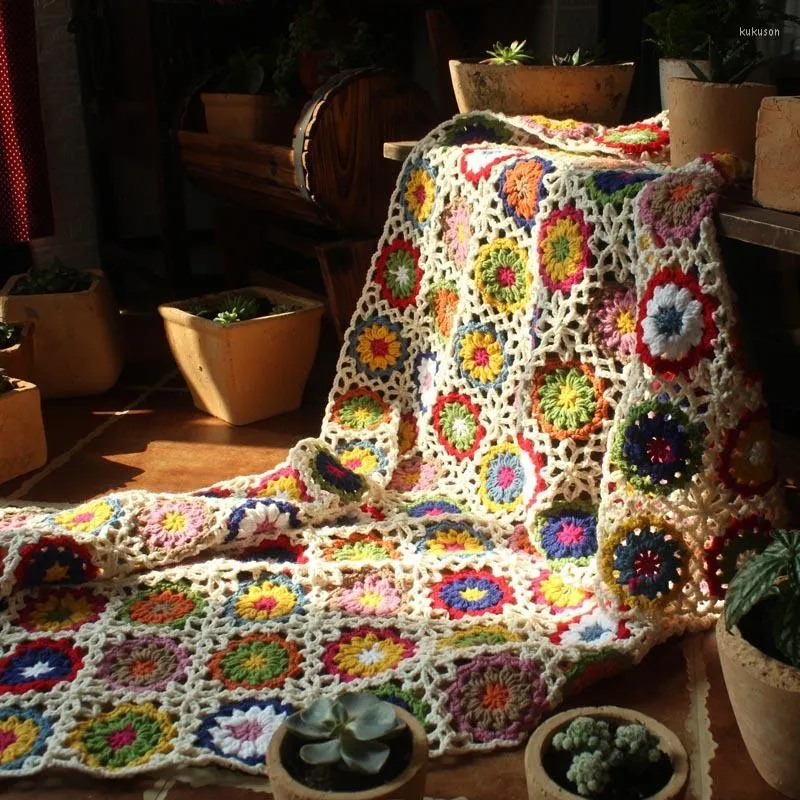 毛布針かぎ針編み毛布織りソファ丸いコアテーブルクロスカバーベッド手作りの流れ