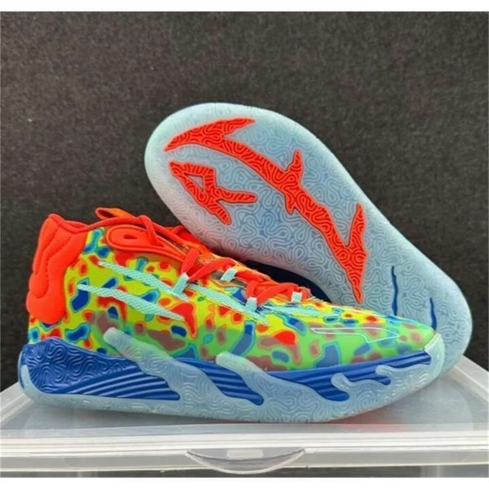 Rick and Morty スニーカー（バッシュ）28センチ Amazon.com | RICK AND MORTY Mens Shoes - Mens Slip On
