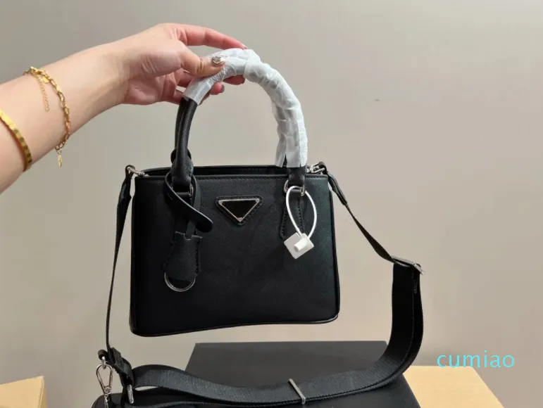 Borsa versatile con vari stili Borsa di design Borsa a tracolla casual in materiale di lusso adatta sia per uomo che per donna Portafoglio Killer Bag