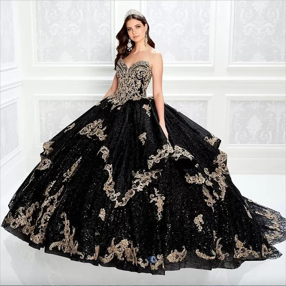 Brillant noir perlé robe de bal Quinceanera robes chérie cou dentelle Appliqued robes de bal paillettes balayage train Tulle Sweet 15 robe