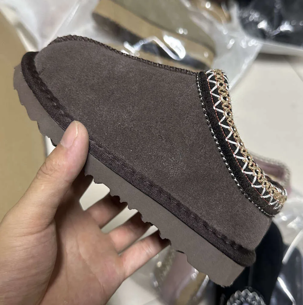 Uggsity tazz barn tofflor småbarn baby stövlar tasman kastanj päls glider fårskinn skjuvande klassisk ultra mini boot vinter senap frö mular slip-on ull liten yu