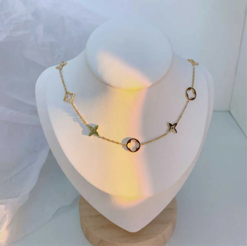 Collier romantique en argent 925 plaqué or 18 carats, pendentif trèfle mignon, collier à breloques pour femmes