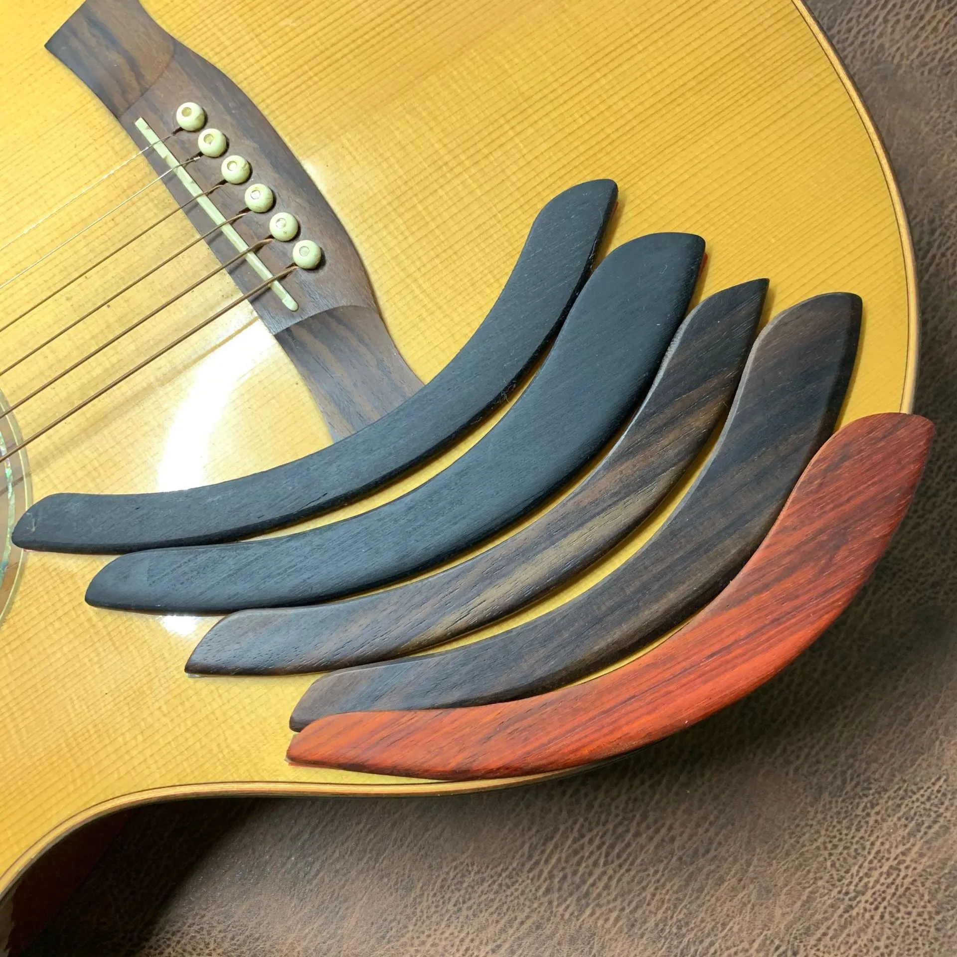 Redwood/Rosewood/Ebony Prigen Solid Guitar Arm Rest Guitar Parts Accessories Accessories для акустической гитары 39-41 дюйма