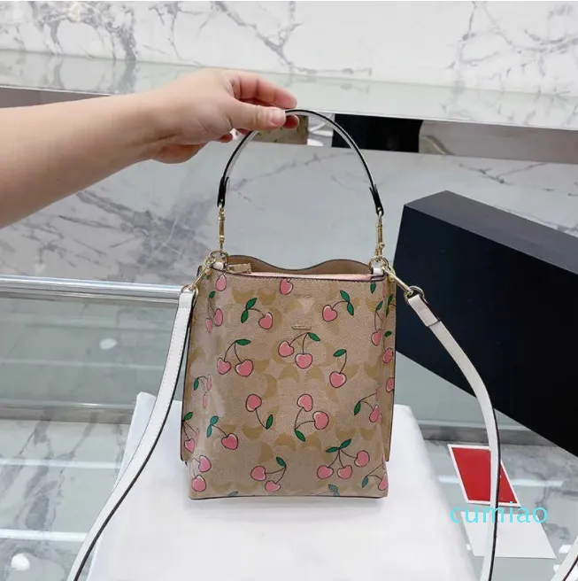 Bucket bag Crossbody Durable Delicate Fashion Classic Handbag Fashion Cherry Shopping Tote Brown shoulder bag Purse