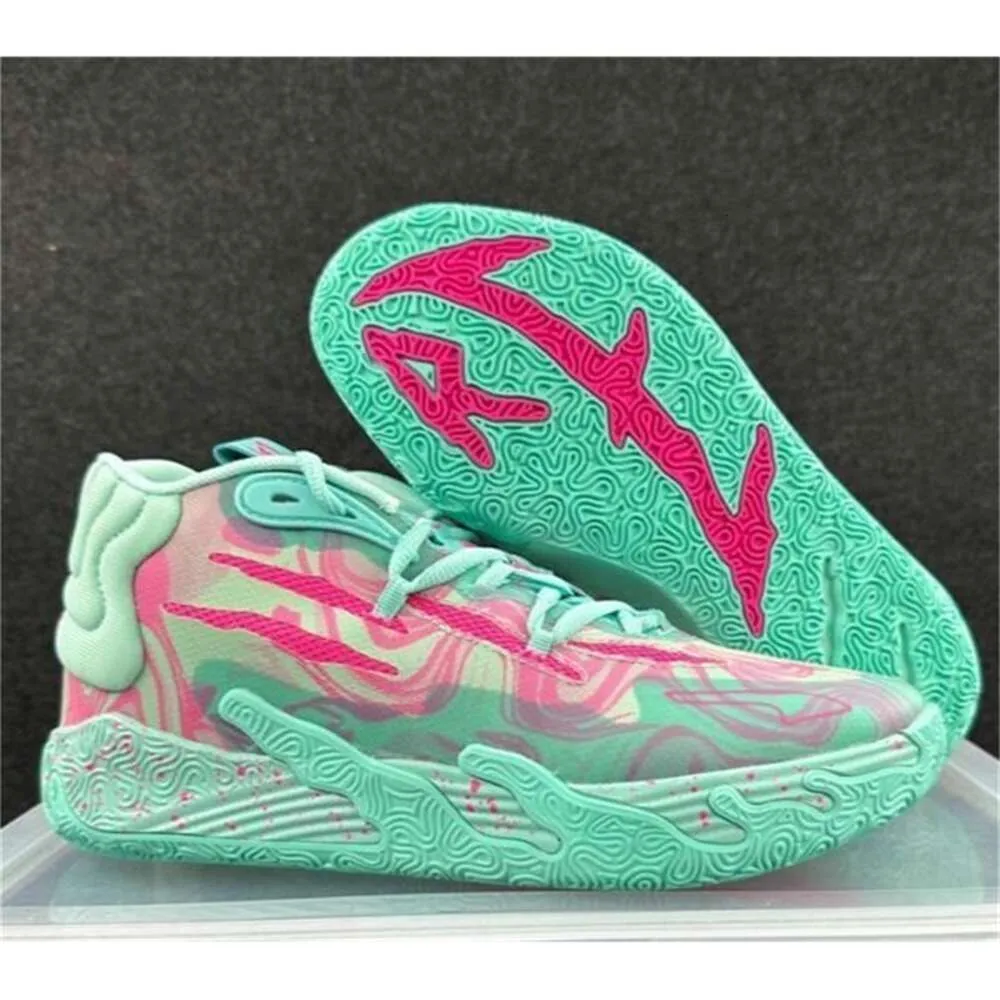 Rick and Morty スニーカー（バッシュ）28センチ Amazon.com | RICK AND MORTY Mens Shoes - Mens Slip On