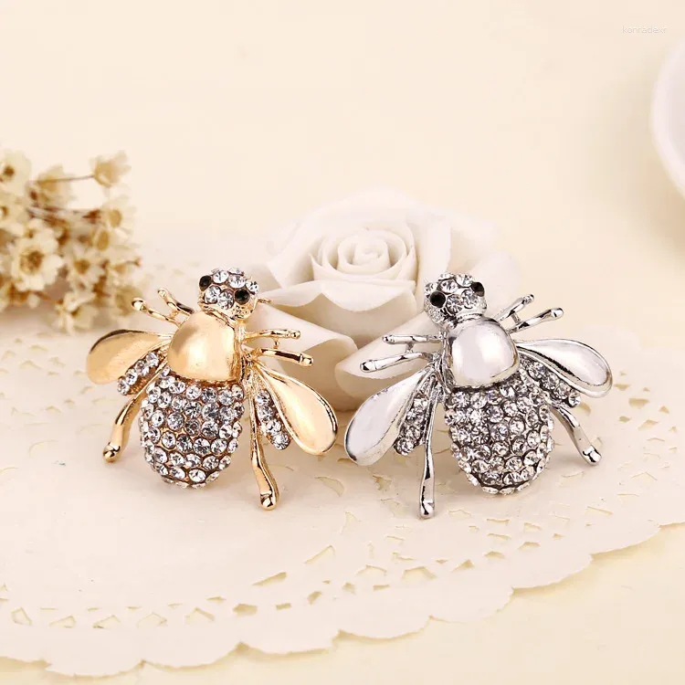 Brooches Fashion Rhinestone Jewelry Wholesale Lovely Alloy Bee Pins For Women Costums Accessory