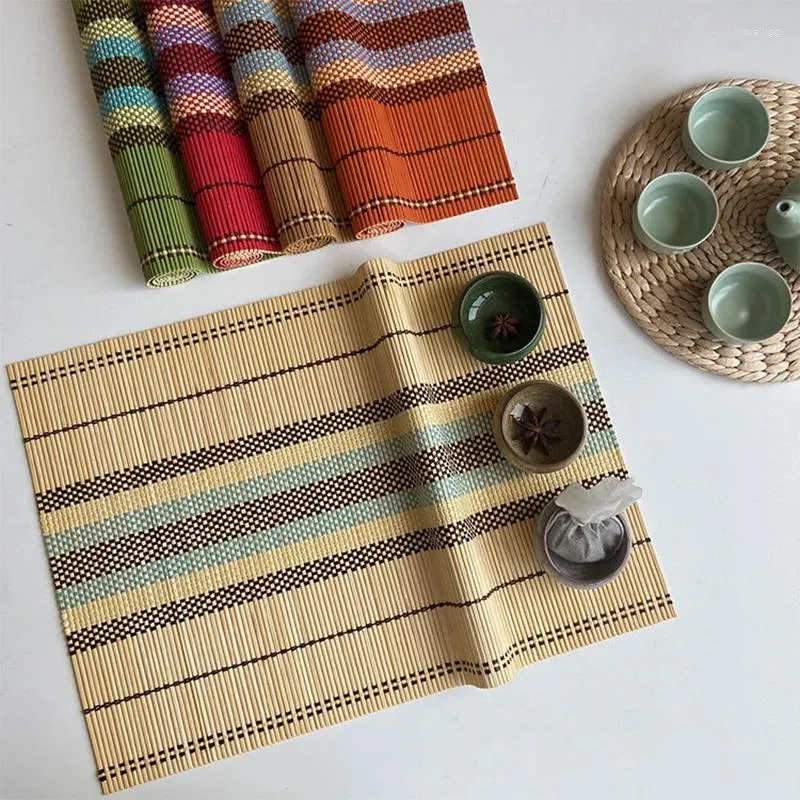 Tapetes de mesa 1 peça de bambu placemat anti-escaldante à prova d'água tapete decoração acessórios de chá cozinha doméstica