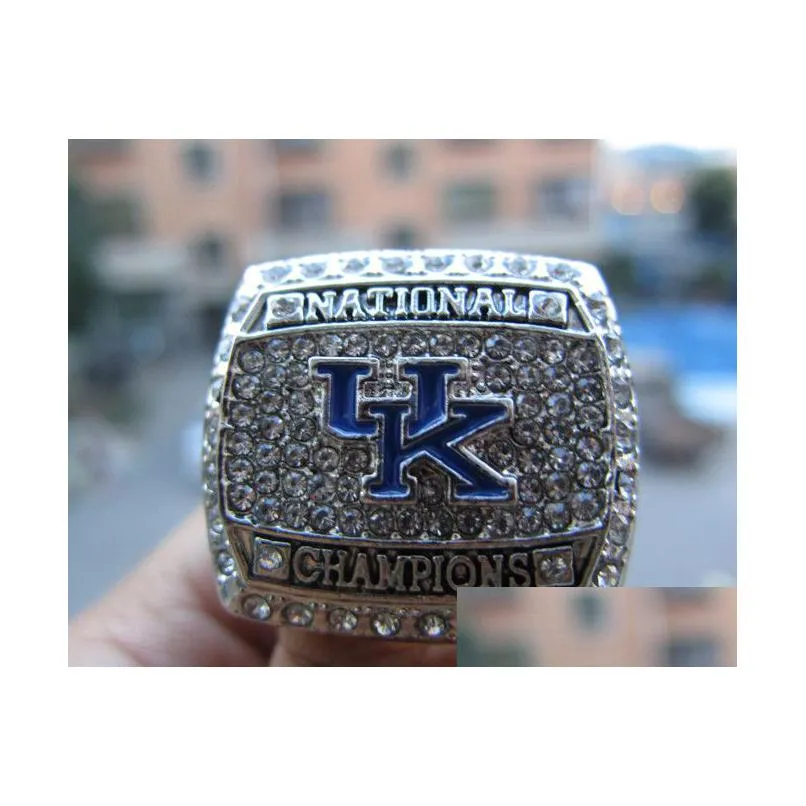 2012 University of Kenky Wildcats National Championship Ring With Wooden Display Box Souvenir Fan Menギフト卸売ドロップ配信DH8KI