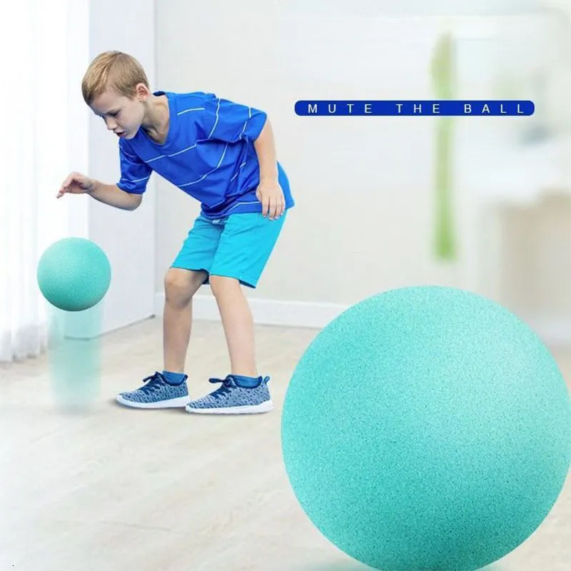 Sportleksaker som studsar Mute Ball Inomhus tyst basket Baby utomhusleksaker Foam Silent Playground Football Children Development Games Balls 230410