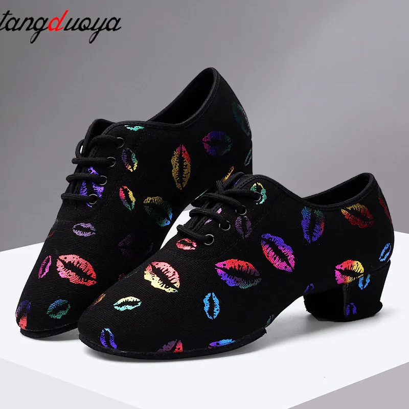 Heel 222 High Sneakers Ballroom Latijnse dans vrouw Black Red Close Close Toe dansende schoenen voor vrouwen Lip Print 230411