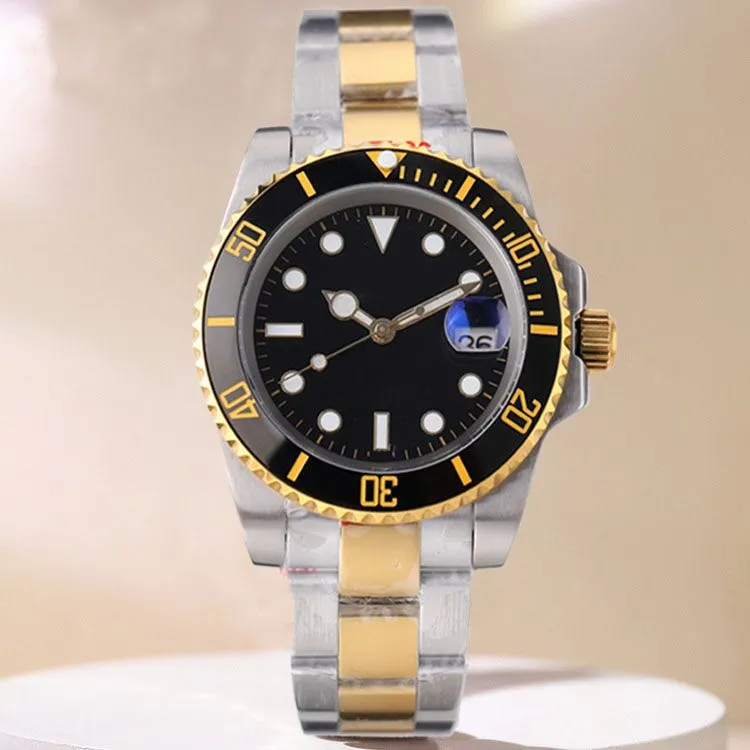 Modeklocka Mens Automatisk rörelse Mekanisk klocka 904L Stål Vattentät gult guld Bezel Black Dial Designer Watches Sapphire Luminous Watchs AAA