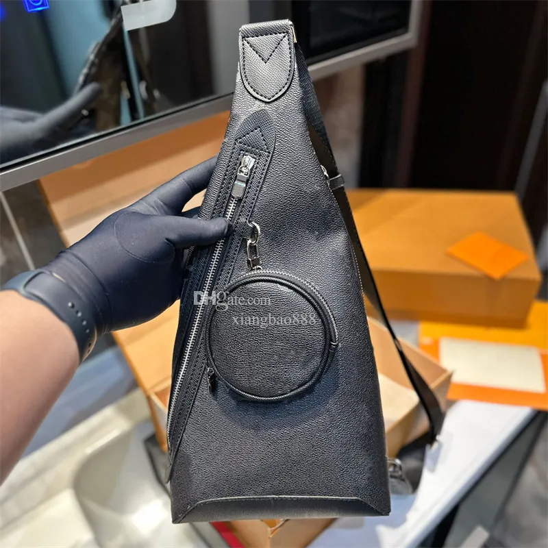 Designer Triangle Umhängetaschen Leder Reine Farbe Geldbörse Unisex-Stil Mode Messenger Bag 2023 Hochwertige weiche Ledertasche mit breitem Riemen der Brieftasche
