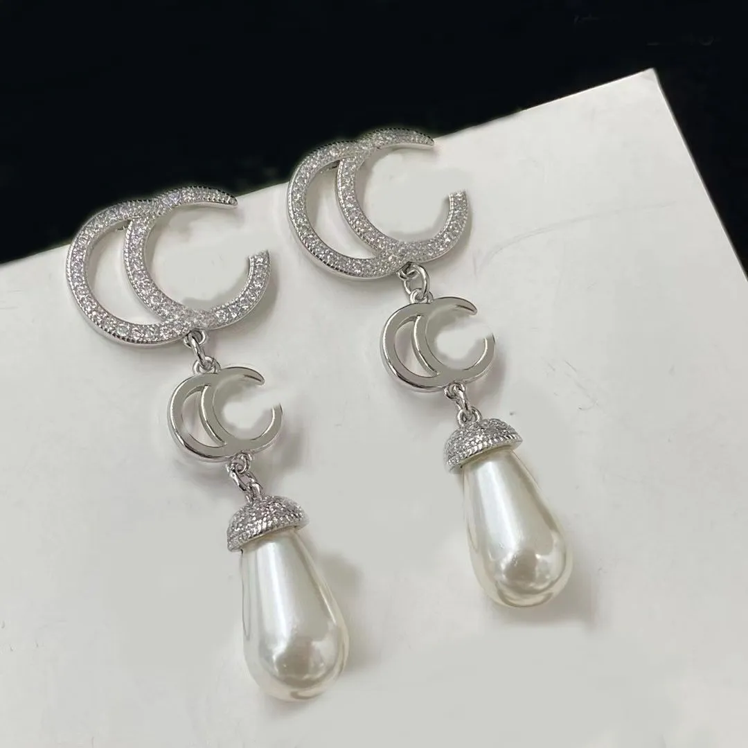 2022 neue Charme Ohrringe Mode Luxusmarke Designer Perle baumeln Ohrringe Hochzeit Weihnachtsgeschenk Qualität Schmuck mit Box und Stempel
