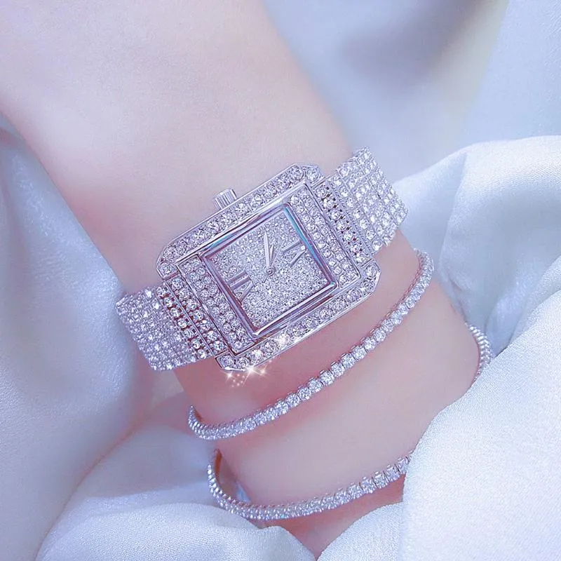Armbandsur kvinnor tittar på 2023 diamant små daggail silver damer klockor rostfritt stål kvinnlig relogio feminino