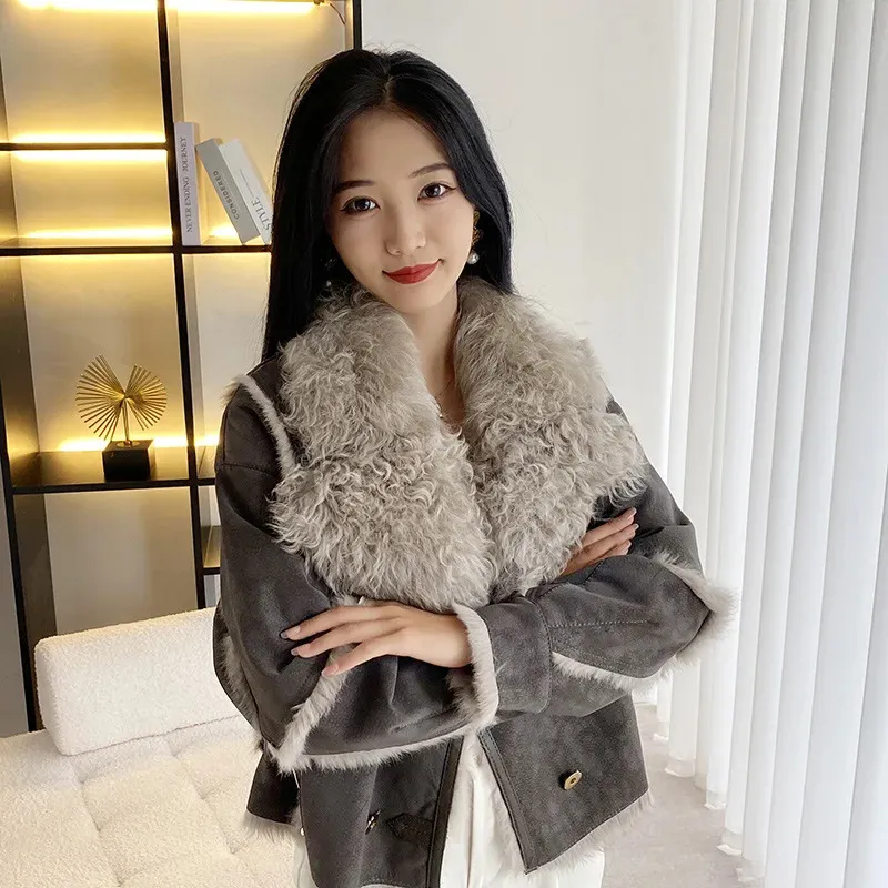 Femmes Fourrure Faux Hiver Femmes Veste En Cuir Vraiment Naturellement Doublure De Lapin En Peau De Mouton Cou Manteau Court Vente Internet Celebrity Style 231110 Du 172 38 DHgate