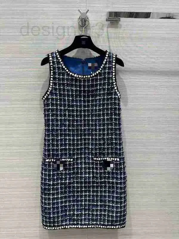 Casual Dresses Designer Tank kjol 2023 Spring New Black and White Edge Decorative Splice Gradient Blue Woven Dress C7tr