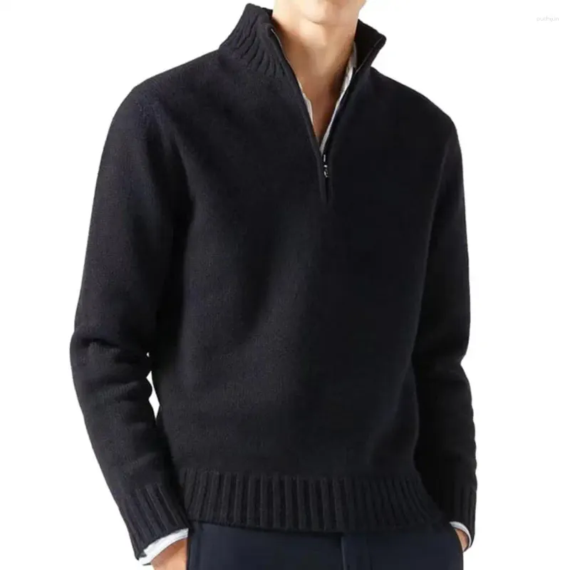 Os suéteres masculinos de manga longa são feitos de materiais de alta qualidade para lhe dar calor conforto e uma sensação natural.