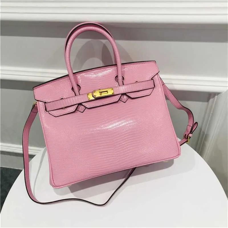 2024 Style Platinum Bag Designer Lizard Pattern Cowhide One Shoulder Oblique Straddle Portable Women's Soft Surface