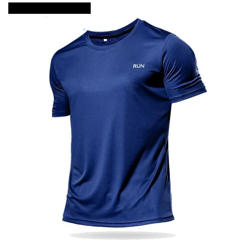 T-shirts pour hommes Polyester de haute qualité Hommes Running T-shirt Séchage rapide Fitness Shirt Formation Exercice Vêtements Gym Sport Shirt Tops Léger 3M411 3M411