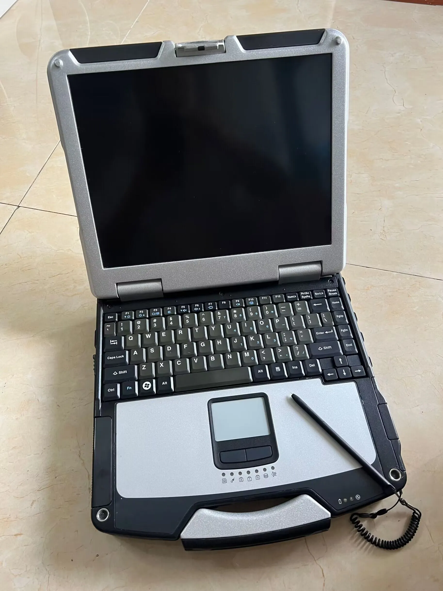 2014/12 MB Star C3 Diagnosis 120GB SSD في جهاز الكمبيوتر المحمول Toughbook CF31 I5 Computer