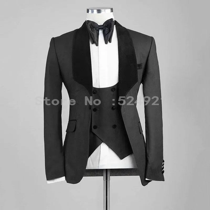 Costumes pour hommes Blazers Garçons d'honneur Gris foncé Smokings de marié Châle Noir Velours Revers Hommes Mariage Homme 3 Pièces (Veste Pantalon Gilet Cravate) C833