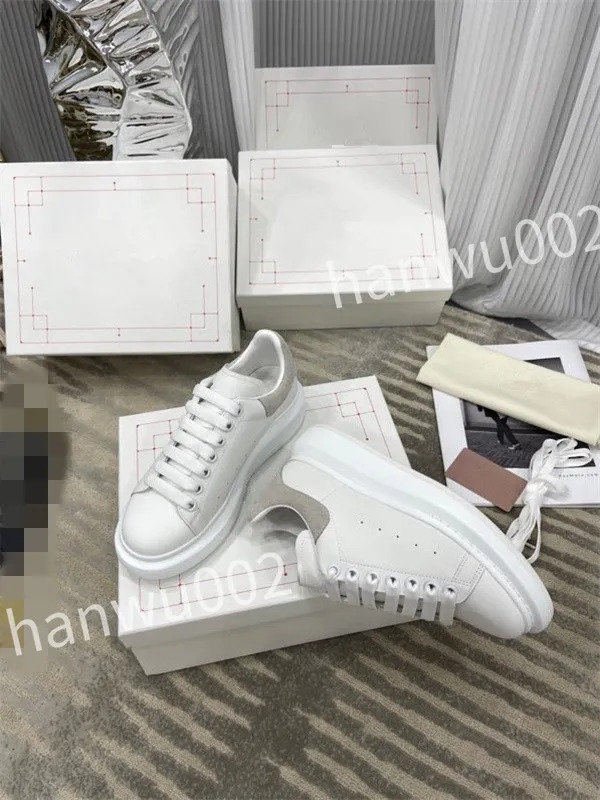 White rubber hotsell shoes fashion