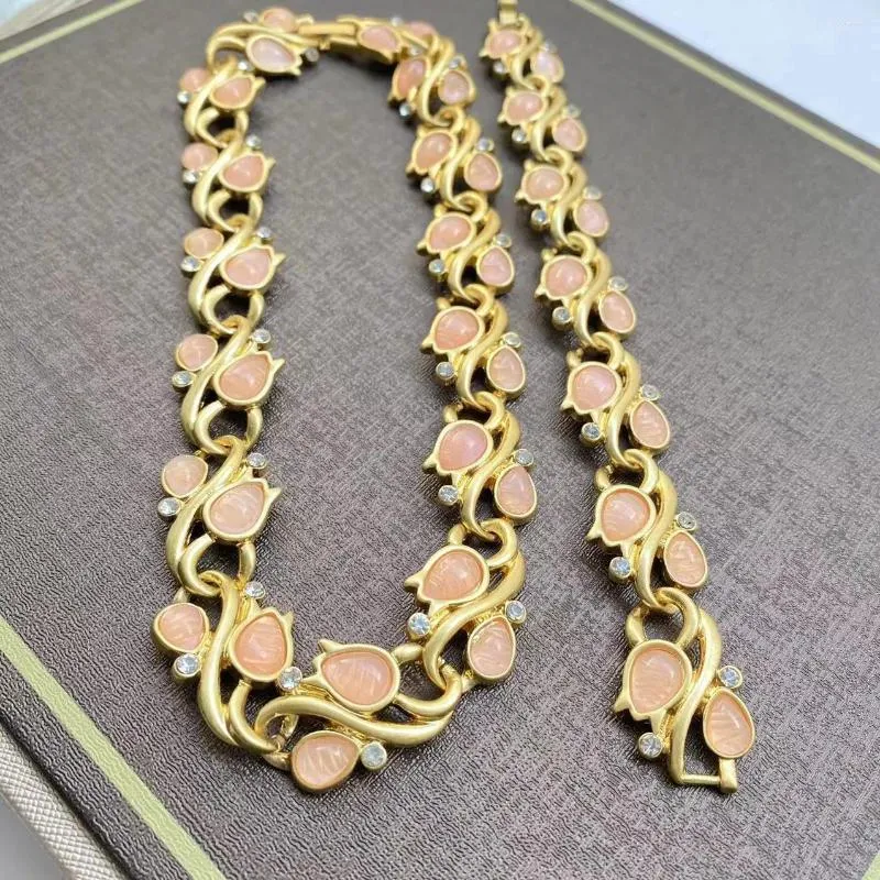 Naszyjnik Ustaw vintage świeże francuskie złote bransoletkę z kwiatem biżuterii w zachodniej biżuterii