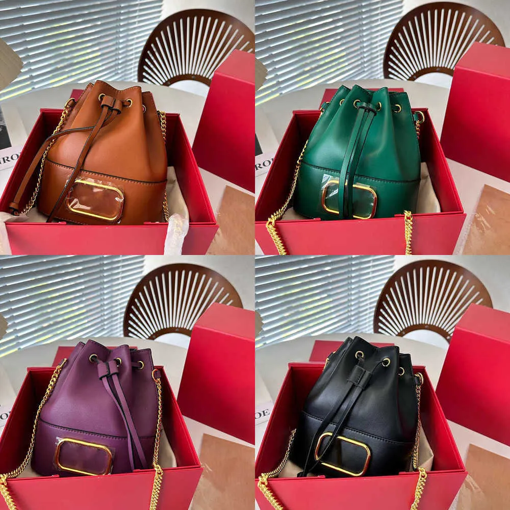 Lüks Drawstring Buck Torba Tasarımcı Çantalar Kadınlar Deri Crossbody Bag Moda Deri Plaj Çanta Omuz Cüzdanları 231115