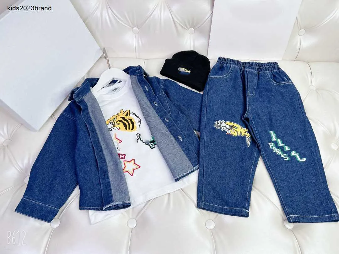 New Autumn kids Tracksuits Denim baby jacket set Size 100-160 Single breasted lapel jacket jeans sweater and knit hat Nov10