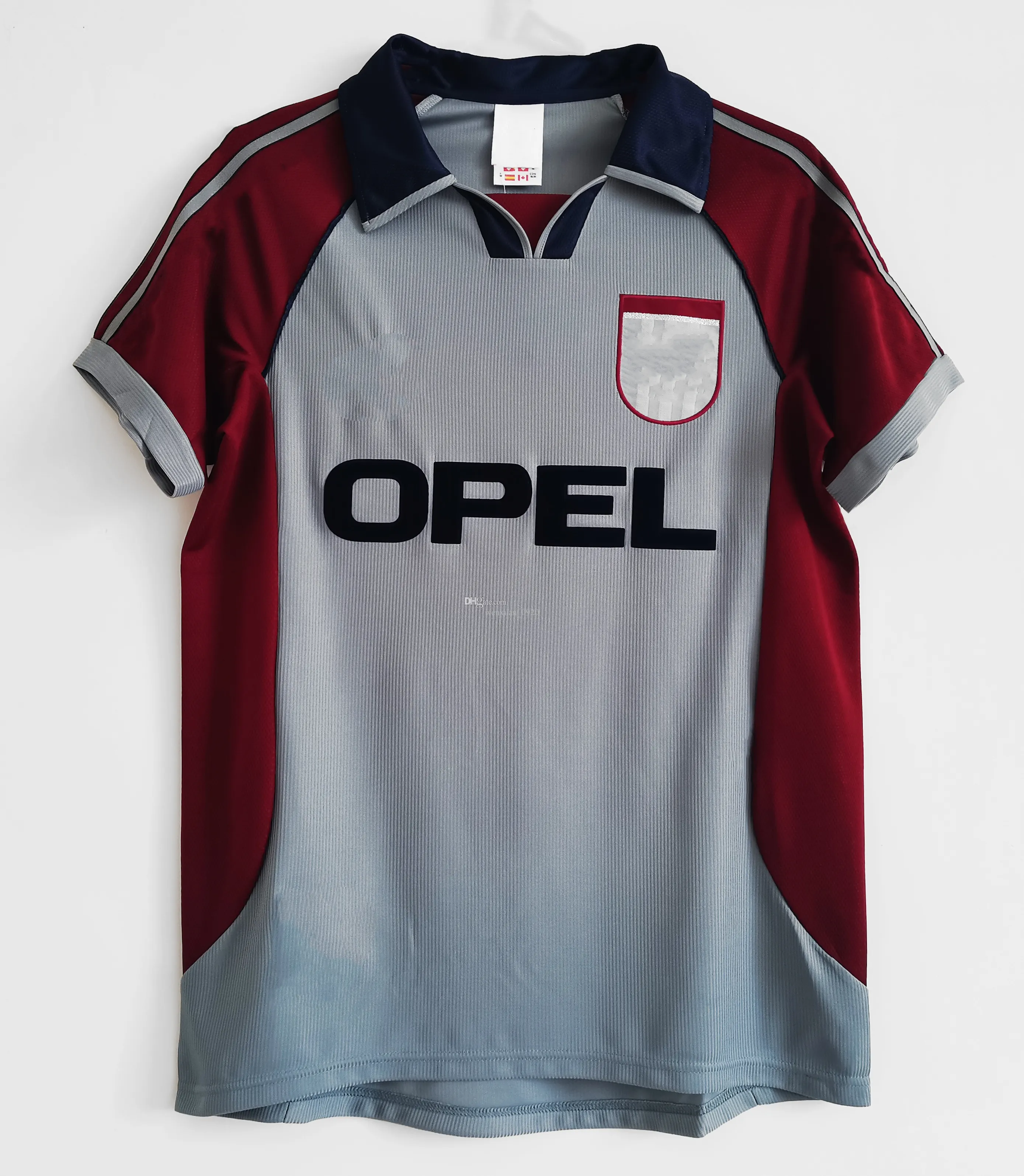 Maillot T-shirt Football Club VILLENEUVE LES BEZIERS vintage années 80