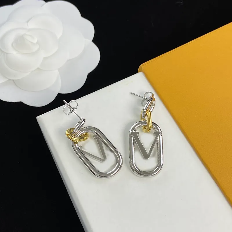 Klassieke brief damesstudie luxe ontwerper oorbellen voor mannen nieuwe sieraden vrouw oorbellen bruiloft zilveren hoepels vakantiegeschenken met doos 4115s