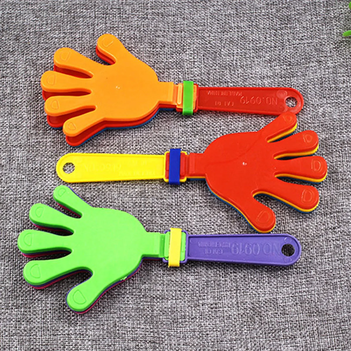 Lot De 4 Claquettes à Main En Plastique – Bruit Aigu, 24 Cm, Coloris Aléatoires Pour Fêtes Et Concerts
