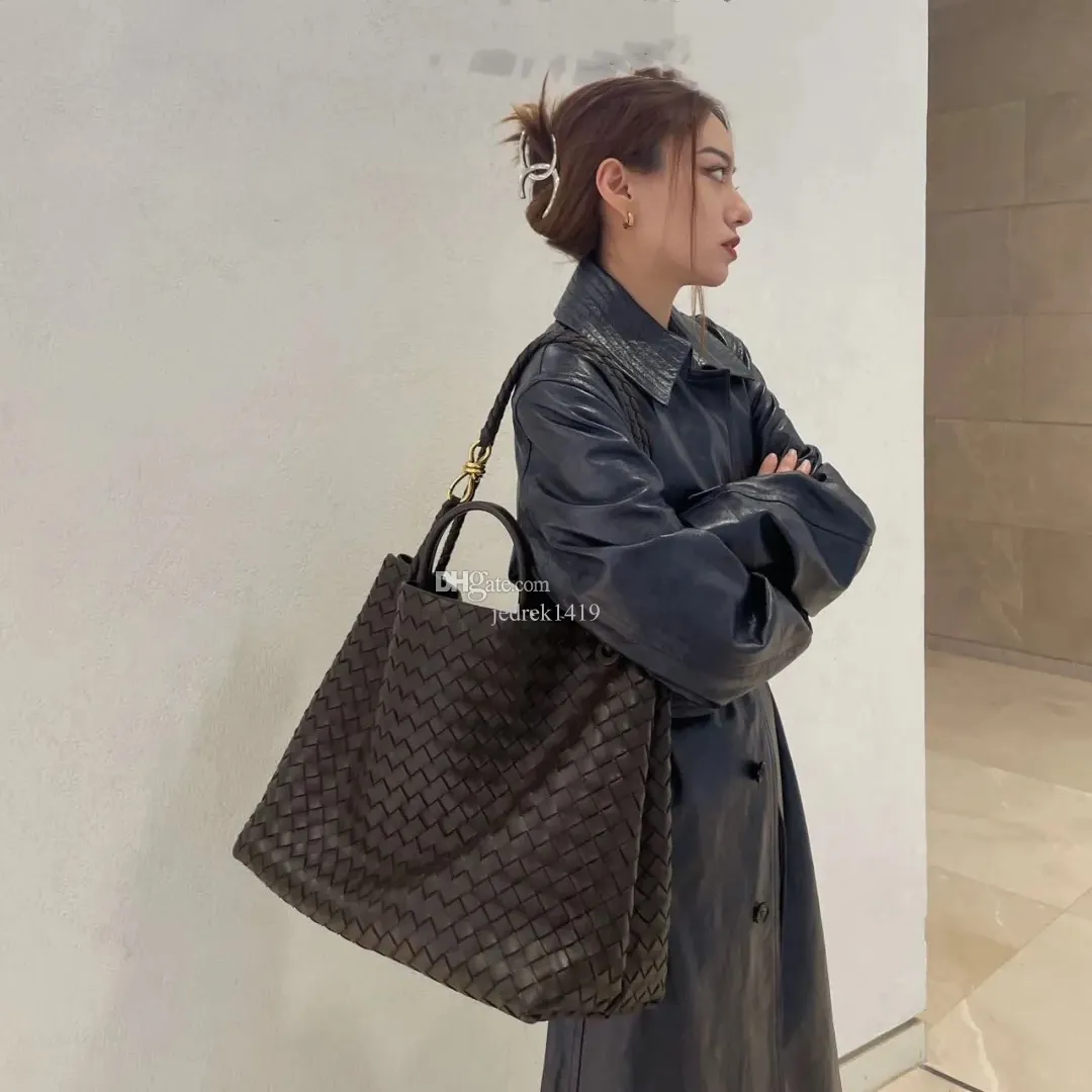 Andiamo Handbag Luxury Designer Bag Chocolate Brown Nappa Weaving Drawstring大きなクロスボディバッグ