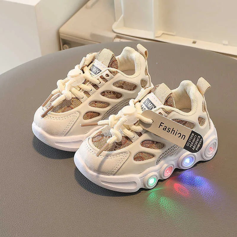 Athletic Outdoor 1-6 years old Kids Sneakers Children Baby Girls Boys LED luminescence Sport Run Sneakers Shoes Sapato Infantil Light Up Shoes