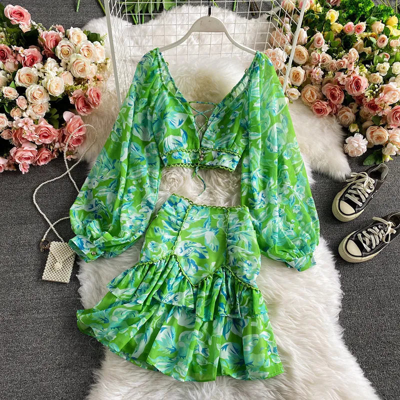 Two Piece Dress Womens tight fitting suit deep V crop top summer beach suit chiffon holiday set womens twopiece matching set 230410