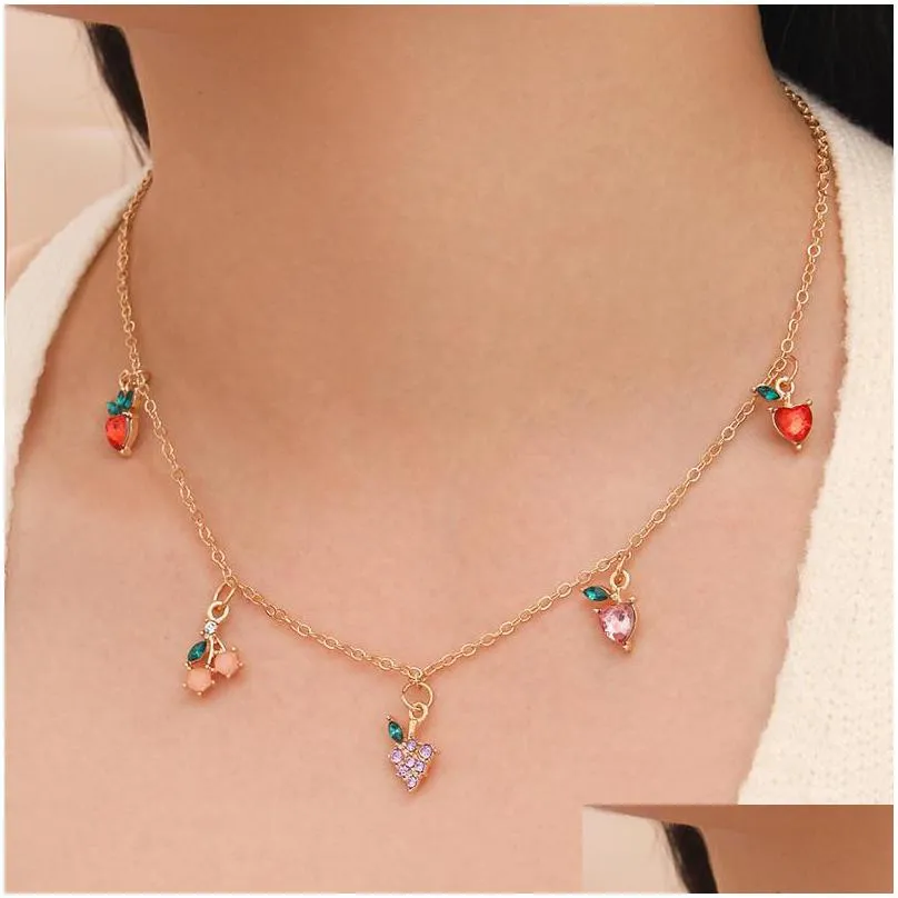 Pendants Sweet Women Fashion Crystal Apple Cherry Grape Fruits Necklace Exquisite Gold Chain Jewelry Gifts Drop Delivery Home Garden Dhtfo