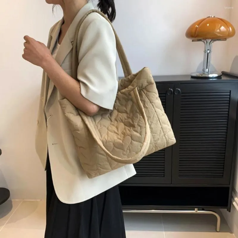 Evening Bags Embroidery Down Suit Bag Solid Color High Capacity Tote HandBag Fabric Diamond Pattern Shoulder Autumn