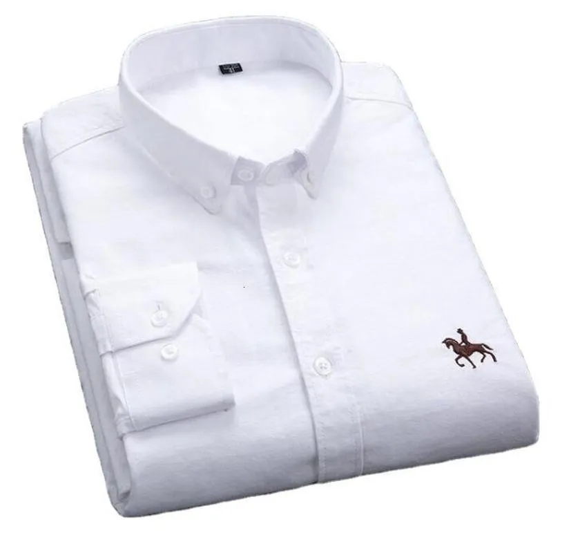 Chemises décontractées pour hommes Qualité 100% coton Oxford chemise hommes à manches longues brodé cheval décontracté sans poche solide jaune chemises habillées hommes 5XL 6XL 230411