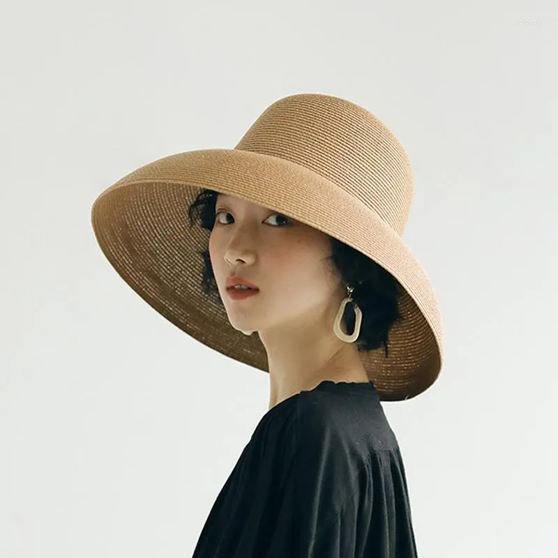 Cappelli a tesa larga fatti a mano da donna cappello estivo da sole grande grondaia spiaggia stile giapponese Hepburn vacanza pieghevole berretto da pescatore temperamento piatto